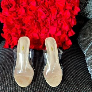 Fashion nova slide wedge